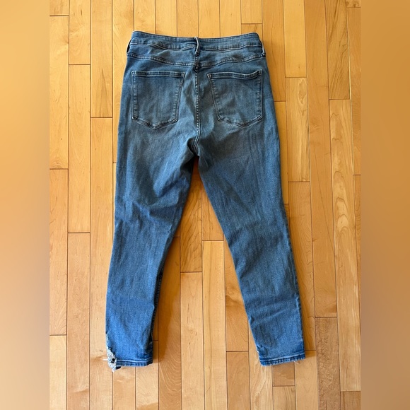 Old Navy Rockstar Skinny Jeans - Picture 3 of 6